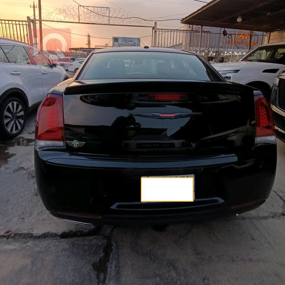 كرايسلر 300